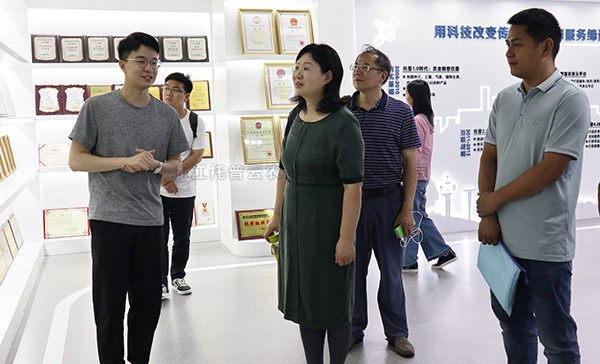 国度植保唬唬；；；；抵柿考喽郊煅橹行母敝魅瘟跹嘁恍泄饬俾榻说鞑榛セ