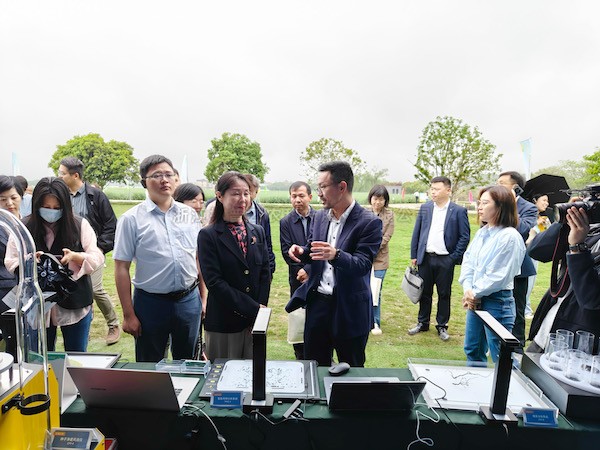 全国种类登记技术培训班暨油菜种类现场观摩进行，，，，，，，，麻将胡了助力发展种业新质出产力