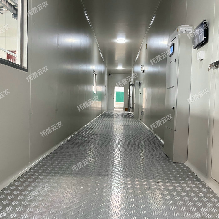 种质资源库 走廊视角.jpg